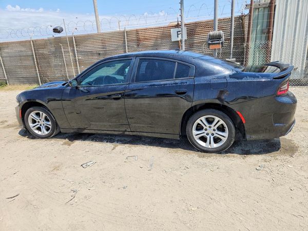 2018 DODGE CHARGER SXT