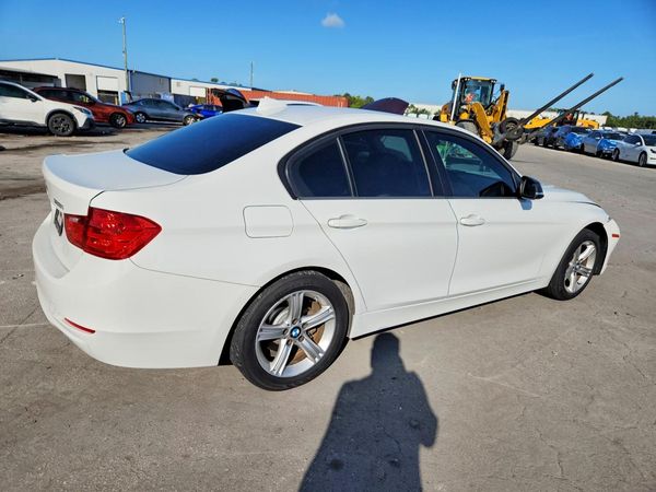 2015 BMW 328 SA