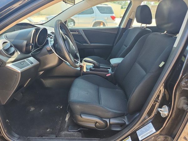 2013 MAZDA 3 Sport/GX
