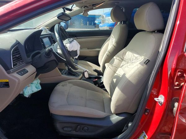 2017 HYUNDAI ELANTRA — DENT