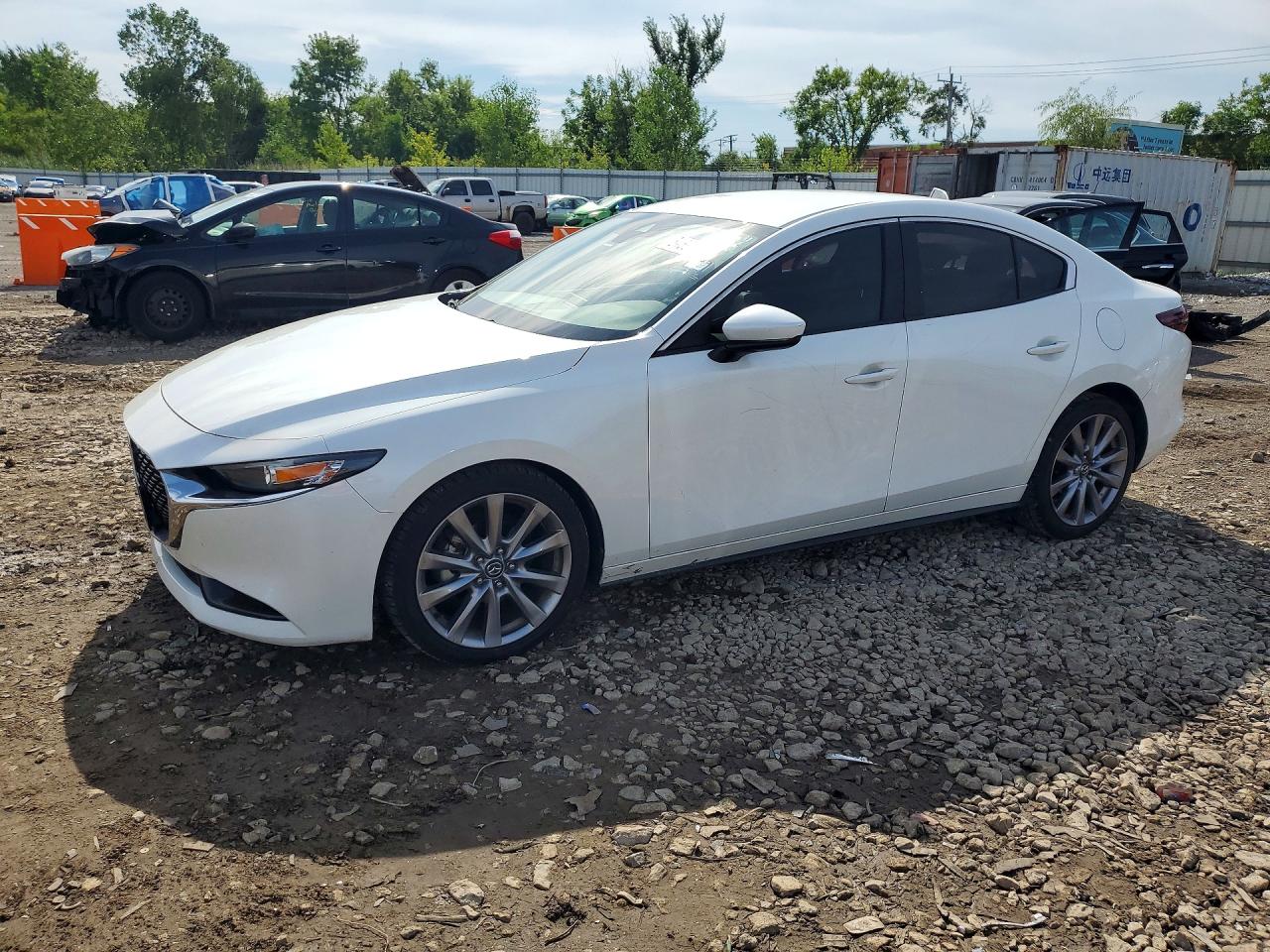 2019 MAZDA 3