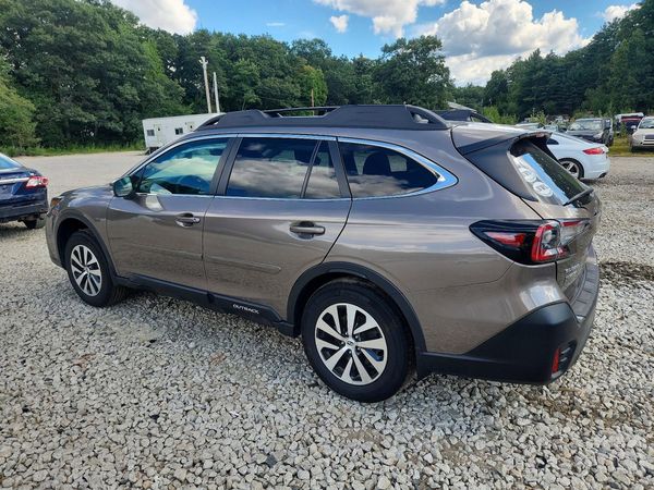 2022 SUBARU OUTBACK