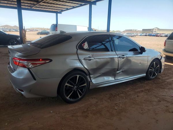 2020 TOYOTA CAMRY XSE