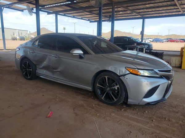 2020 TOYOTA CAMRY XSE