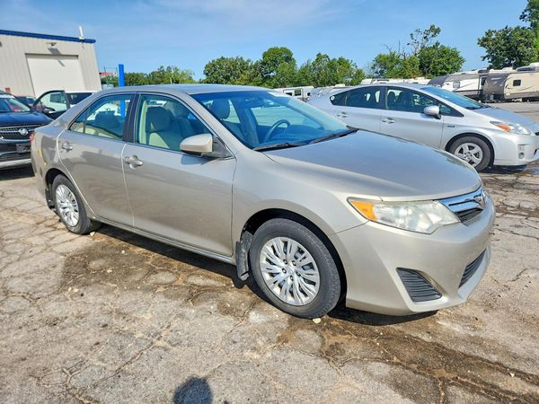2013 TOYOTA CAMRY
