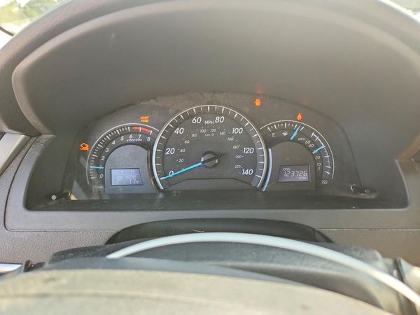 2013 TOYOTA CAMRY