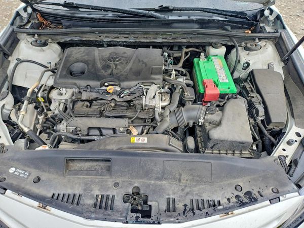 2018 TOYOTA CAMRY