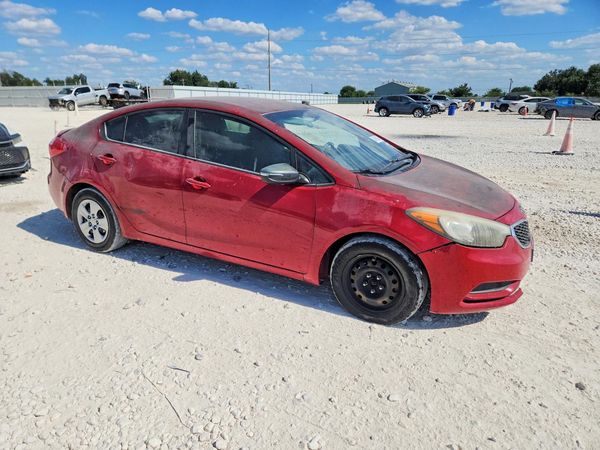 2016 KIA FORTE GL (Middle-Low Grade)