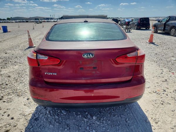 2016 KIA FORTE GL (Middle-Low Grade)