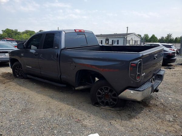 2015 TOYOTA TUNDRA SR5 Grade