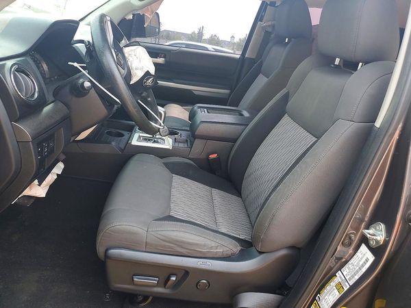 2015 TOYOTA TUNDRA SR5 Grade
