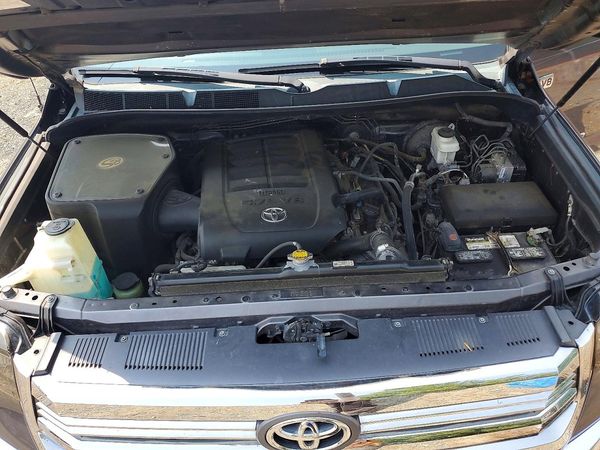 2015 TOYOTA TUNDRA SR5 Grade