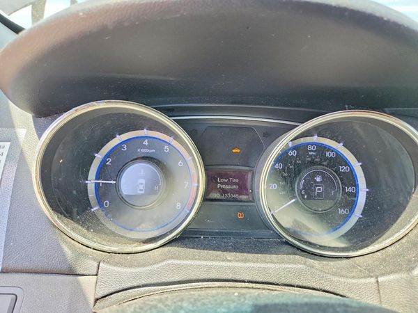 2012 HYUNDAI SONATA Middle-low level
