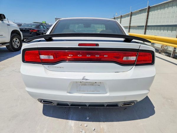 2014 DODGE CHARGER SE