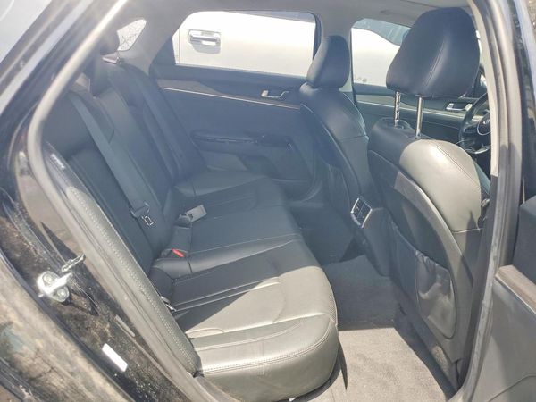 2021 KIA K5 EX
