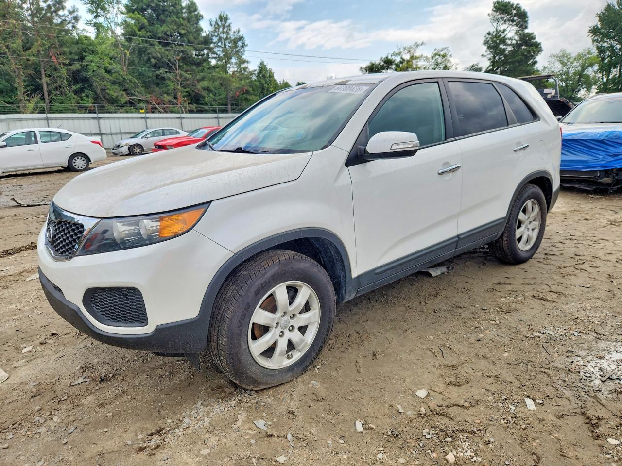 2013 KIA SORENTO Base / LX