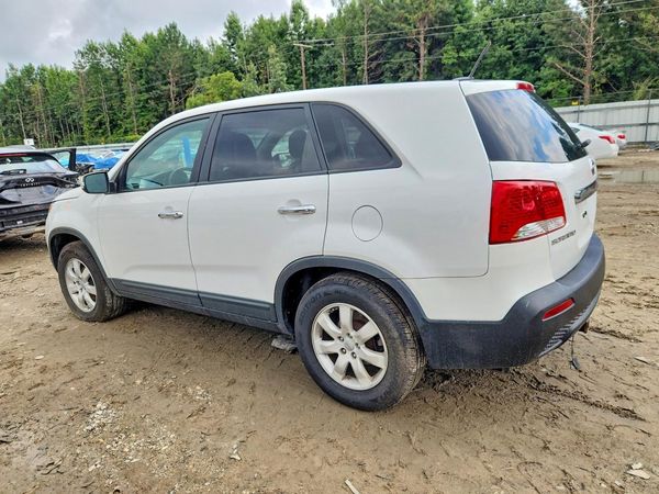 2013 KIA SORENTO Base / LX