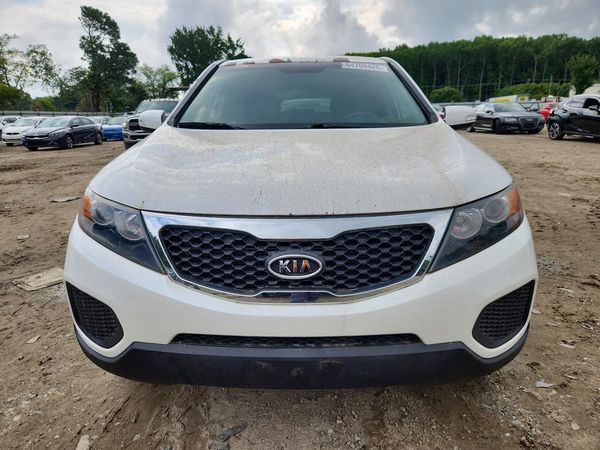 2013 KIA SORENTO Base / LX