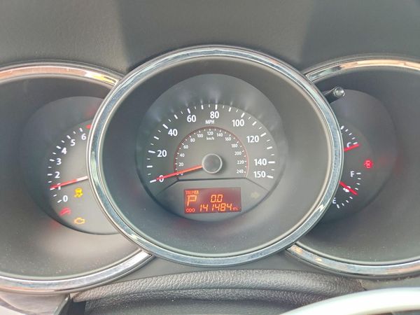 2013 KIA SORENTO Base / LX