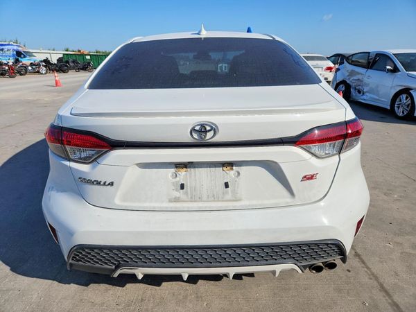 2021 TOYOTA COROLLA SE, CVT
