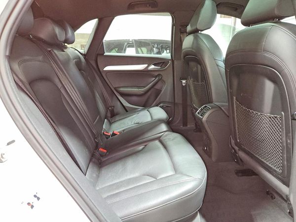 2017 AUDI Q3 quattro Prestige