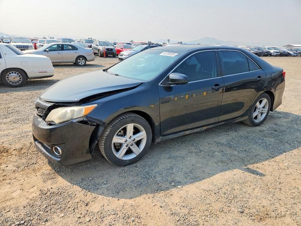 2013 TOYOTA CAMRY