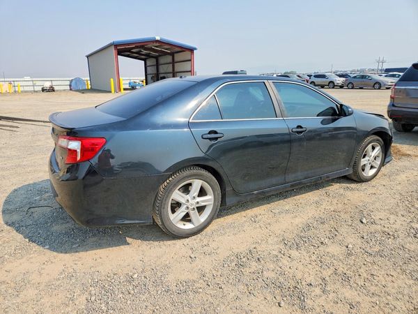 2013 TOYOTA CAMRY