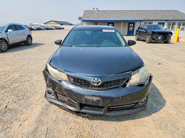 2013 TOYOTA CAMRY