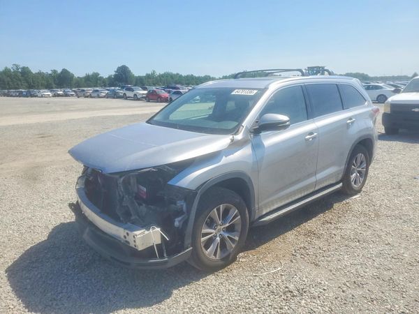 2015 TOYOTA HIGHLANDER