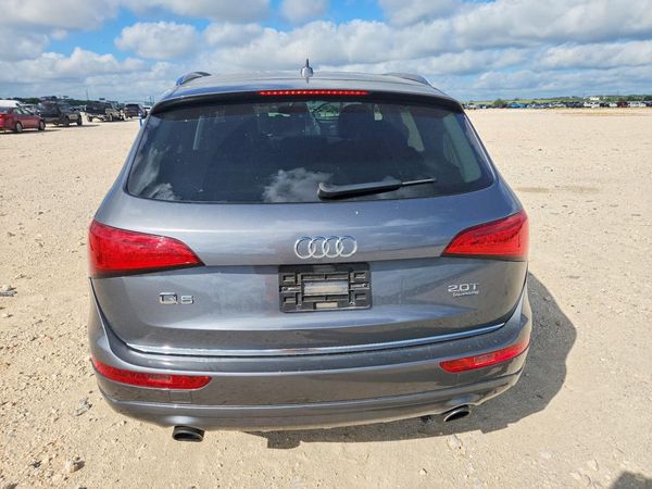 2017 AUDI Q5 quattro Premium