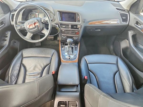 2017 AUDI Q5 quattro Premium