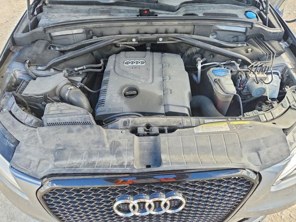 2017 AUDI Q5 quattro Premium