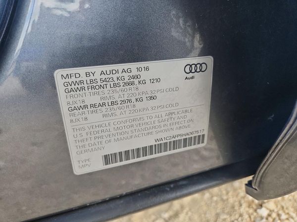 2017 AUDI Q5 quattro Premium