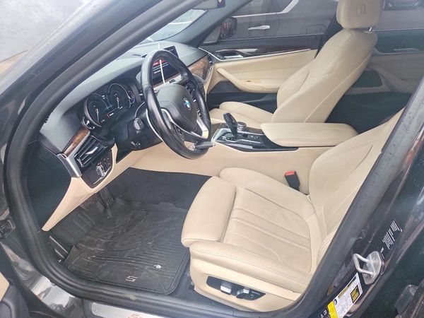 2019 BMW 540