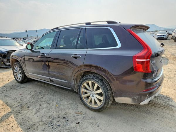 2018 VOLVO XC90