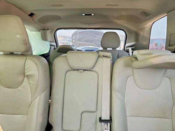 2018 VOLVO XC90