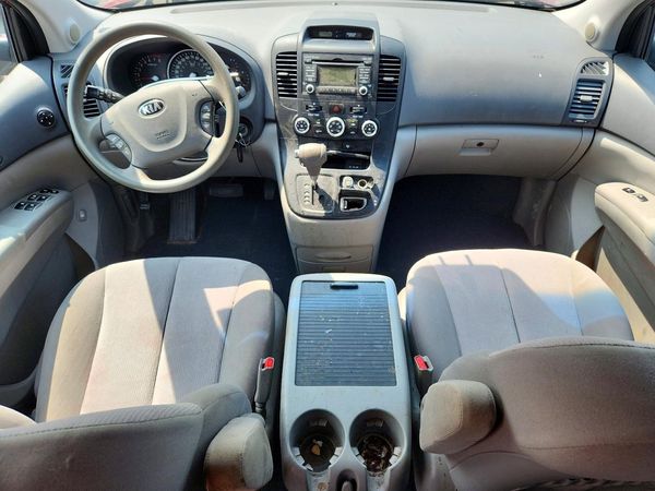 2014 KIA SEDONA