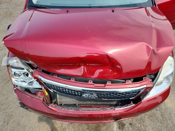 2014 KIA SEDONA
