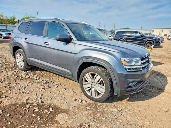 2019 VOLKSWAGEN ATLAS SE — Passenger 3/4