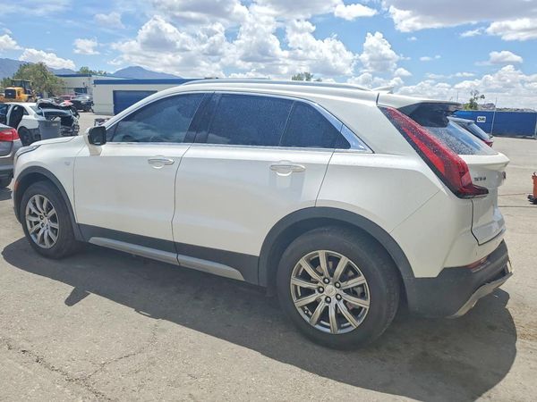 2022 CADILLAC XT4 Premium Luxury