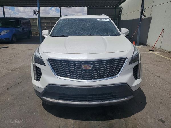 2022 CADILLAC XT4 Premium Luxury