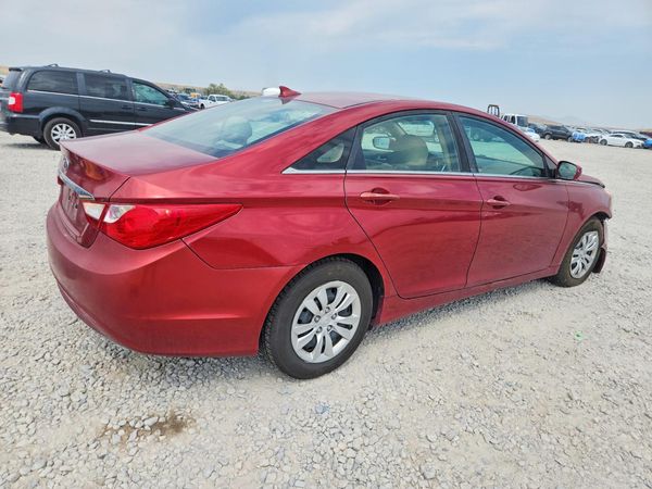 2012 HYUNDAI SONATA Middle-low level