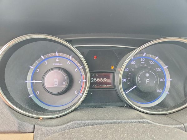 2012 HYUNDAI SONATA Middle-low level