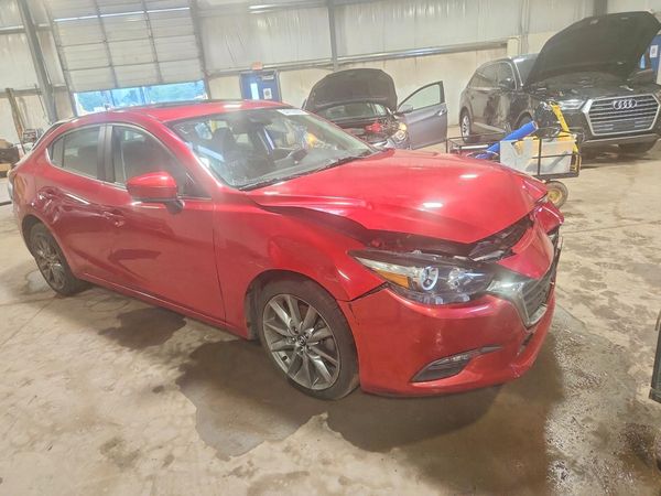 2018 MAZDA 3