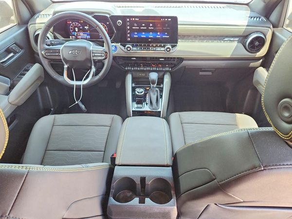 2026 CHEVROLET COLORADO