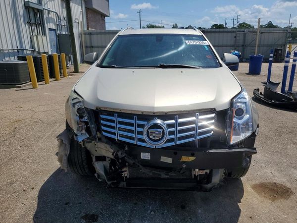 2013 CADILLAC SRX Luxury