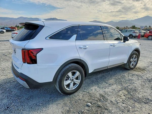 2025 KIA SORENTO LX