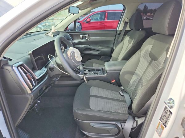 2025 KIA SORENTO LX