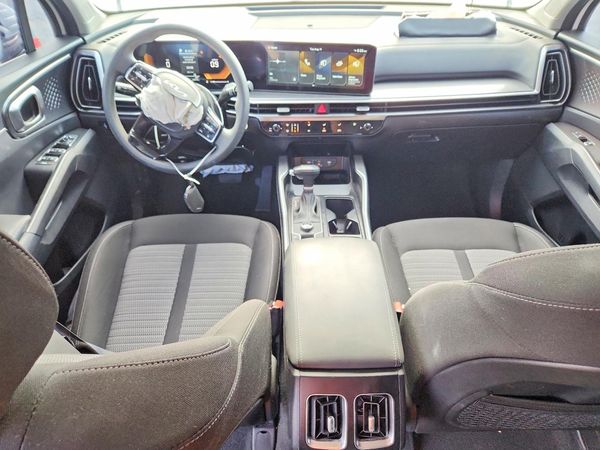 2025 KIA SORENTO LX