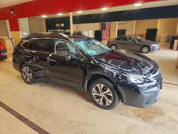2022 SUBARU OUTBACK